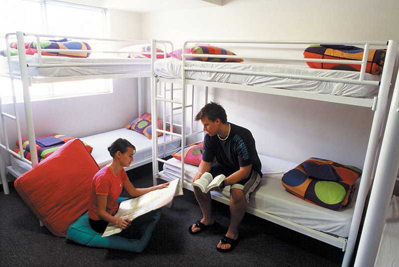 Roamer Hotel 3*